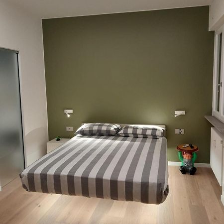 Monolocale Cairoli 18 Apartment Fiorenzuola dʼArda Екстериор снимка