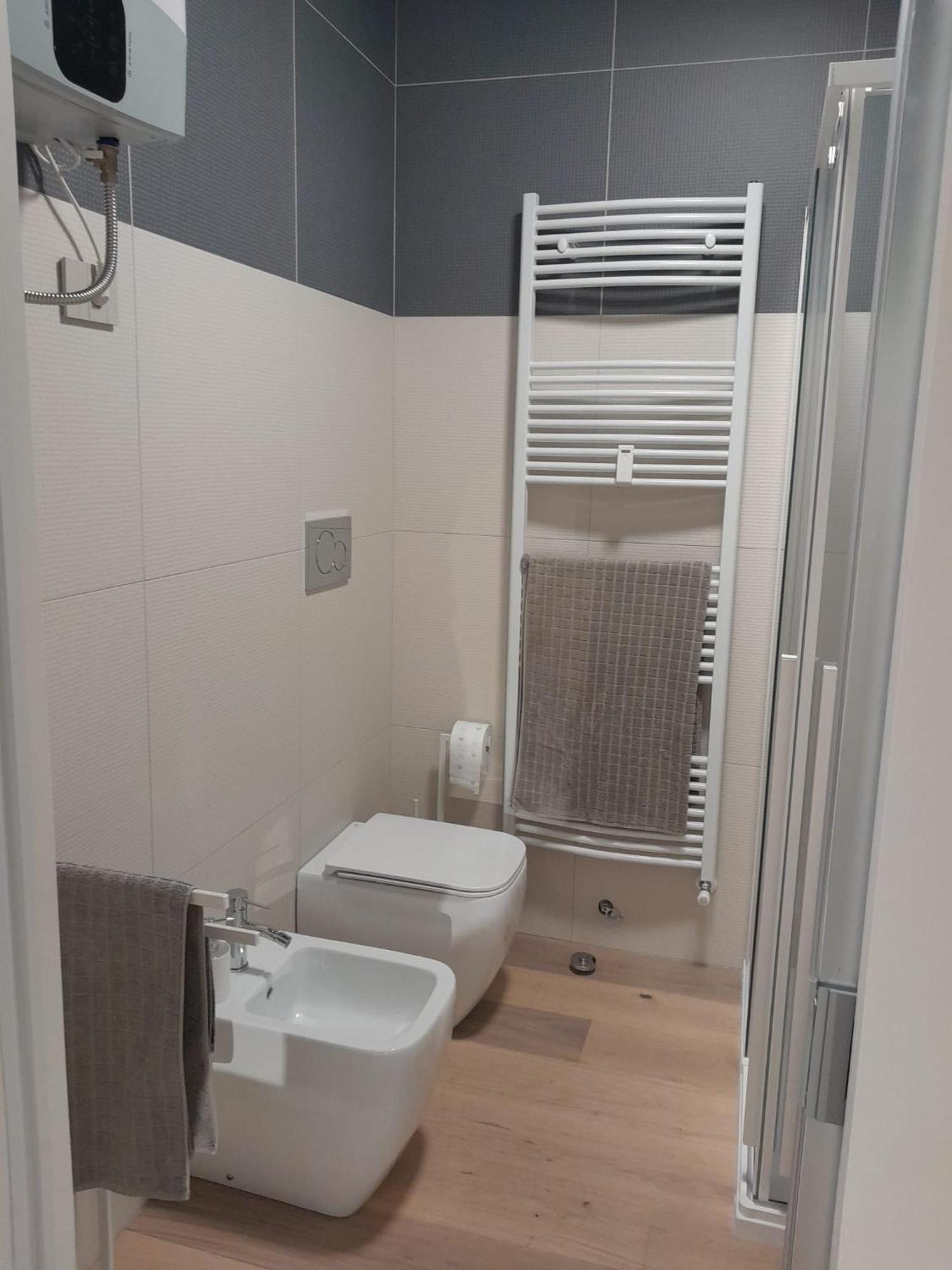 Monolocale Cairoli 18 Apartment Fiorenzuola dʼArda Екстериор снимка