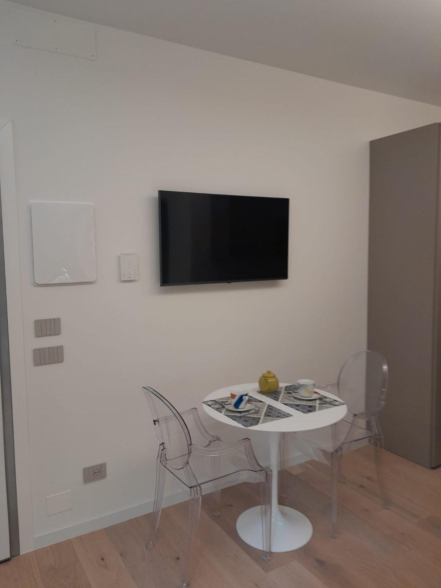 Monolocale Cairoli 18 Apartment Fiorenzuola dʼArda Екстериор снимка
